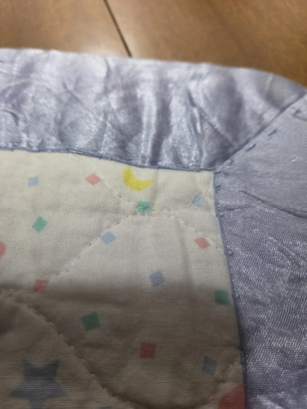 Baby Blanket Quilted Teddy Bear Elephant On Bed Sateen Edge Trim 34x42 Y2k Vtg